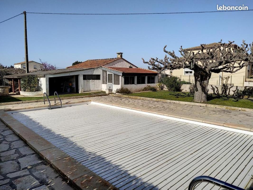Chalet Typique Au Coeur De La Petite Camargue Βίλα Vauvert Εξωτερικό φωτογραφία